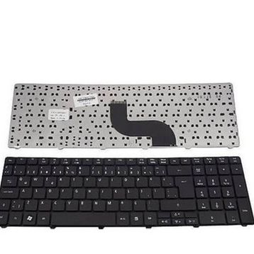 Acer 7738Z Klavye