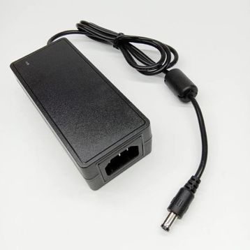 AD 1205 12V - 5A Adaptör