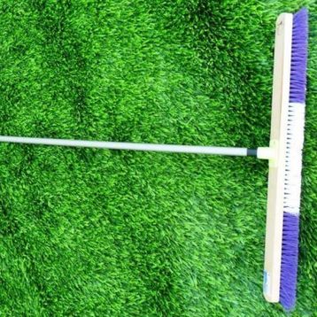 Adelinspor 80 cm Saplı Halı Kumlama Granül Fırçası