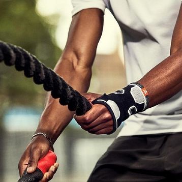 Adidas ADSU-12541BK Wrist Support M El Bilek Desteği