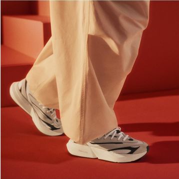 Adidas JH6962 Lightblaze Bej Kadın Sneaker Ayakkabı