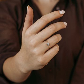 Adilidil 14 Ayar Taşlı Kalp Yüzük