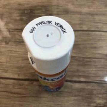 Akçalı 000 Parlak Vernik 400 ml Sprey Boya
