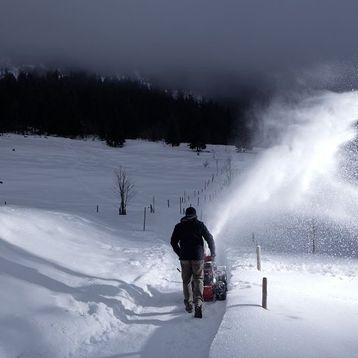 Al-Ko 700 E Snowline Kar Küreme Makinesi