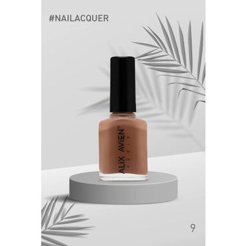 Alix Avien 09 Nail Lacquer