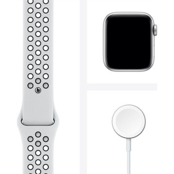 Apple Watch SE Nike 44 mm Alüminyum Kasa Akıllı Saat