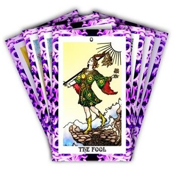 Aryeres Feminen Tarot Kartları Kırmızı Ada Yayınları