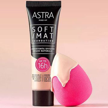 Astra Soft Matte Sand Mat Fondöten