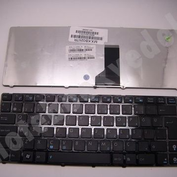 Asus UL30A Klavye