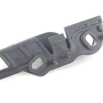 Audi A4 13 Ön Sol Tampon Braketi