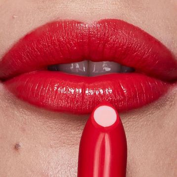 Avon Hydramatic Hot Pink Işıltılı Ruj