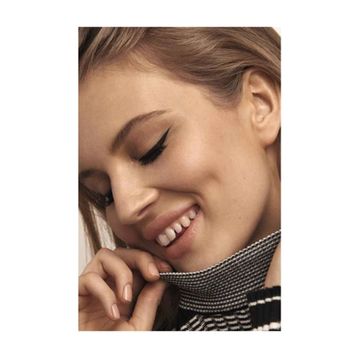 Avon True Diverse Lines Likit Siyah Eyeliner