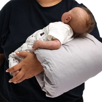 Baby Mom Pratik Silindir Emzirme Yastığı