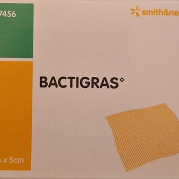 Bactigras 5x5 cm 50 Adet Yara Örtüsü