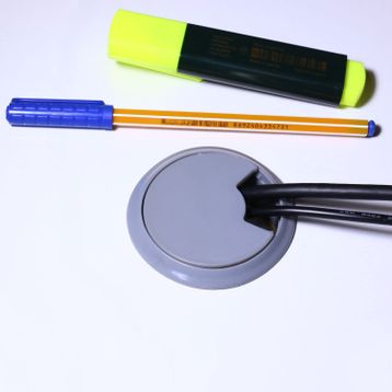 Badem10 Gri 6 cm Masa Üstü Kablo Kanalı Deliği Kapağı