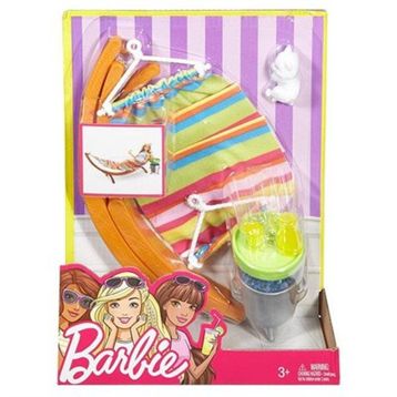 Barbie DXB69 Açık Hava Dekorasyon Oyun Setleri