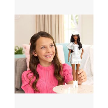 Barbie HYT95 Metalik Gri Elbiseli Fashionistas Bebeği