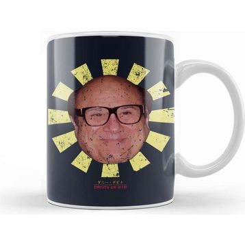 Baskı Dükkanı Danny Devito Retro Japanese Kupa Bardak