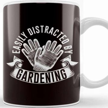 Baskı Dükkanı Distracted By Gardening Gardener Garden Plants Flowers Lawn Beyaz Porselen Kupa Bardak