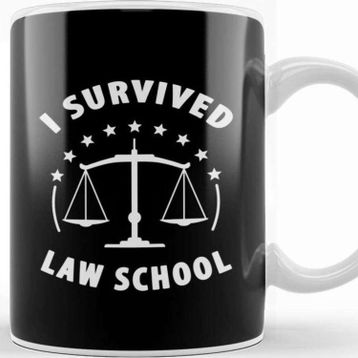 Baskı Dükkanı I Survived Law School Kupa