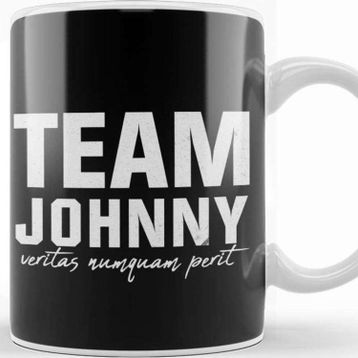 Baskı Dükkanı Team Johnny Veritas Numquam Perit Kupa