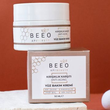 Bee'O Apibeauty Arı Zehirli Propolisli Arı Sütlü Anti Aging 50 ml Yüz Bakım Kremi