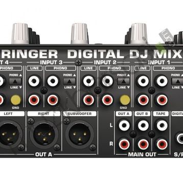 Behringer DDM4000 DJ Mikser