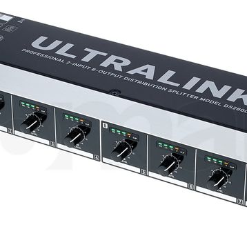 Behringer DS2800 Splitter