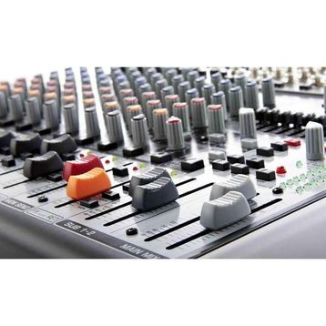 Behringer Xenyx X1832USB Deck Mikser