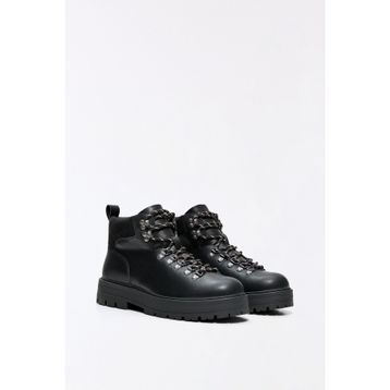 Bershka Bağcıklı Siyah Kadın Bot