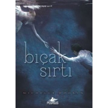 Bıçak Sırtı - Michelle Hodkin