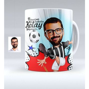 BK Kişiye Özel Bay Futbolcu Siyah Beyaz Karikatürlü Beyaz Kupa Bardak