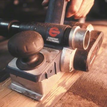 Bosch El Planyası GHO 40-82 C (850 W)
