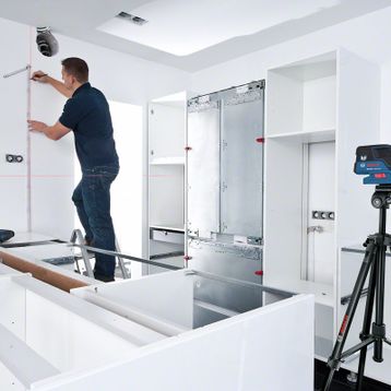 Bosch GCL 25 + BS 150 Tripod Lazer Metre