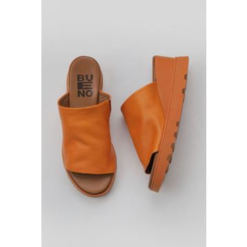Bueno Shoes 01WY8605 Turuncu Deri Kadın Dolgu Topuklu Terlik