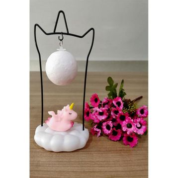 Buffer Işık Altında Sallanan Renk Değiştiren Unicornlu Gece Lambası