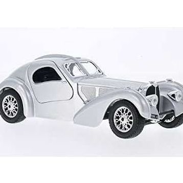 Burago Bugatti Atlantic (1936) 1:24 Model Araç