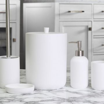 By Selim Elegance Beyaz 5 Parça Polyester Banyo Seti
