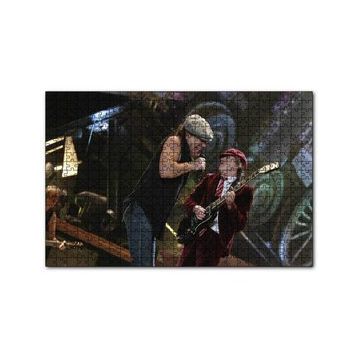 Cakapuzzle ACDC Angus ve Malcolm Young Sahnede 120 Parça Ahşap Puzzle