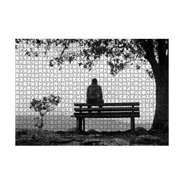 Cakapuzzle Ağaç Altındaki Bankta Gezgin 120 Parça Ahşap Puzzle