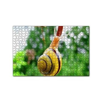 Cakapuzzle Ağaç Dalı Üzerindeki Salyangoz Yakın Plan 120 Parça Ahşap Puzzle
