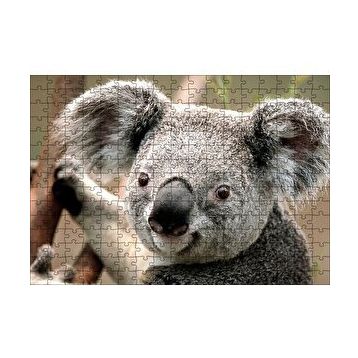Cakapuzzle Ağaçtaki Sevimli Koala Yakın Çekim 120 Parça Ahşap Puzzle