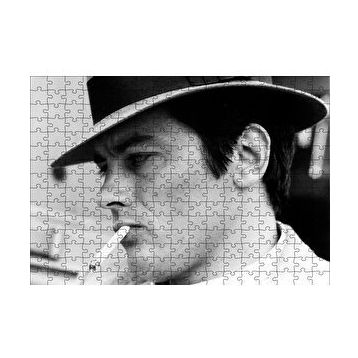 Cakapuzzle Alain Delon Şapkalı 120 Parça Ahşap Puzzle