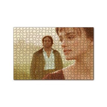 Cakapuzzle Aşk ve Guru Film Görseli 120 Parça Ahşap Puzzle