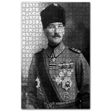 Cakapuzzle Atatürk Kalpaklı Madalyalı Ahşap 500 Parça Puzzle