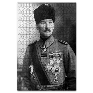 Cakapuzzle Atatürk Kalpaklı Madalyalı Ahşap 500 Parça Puzzle