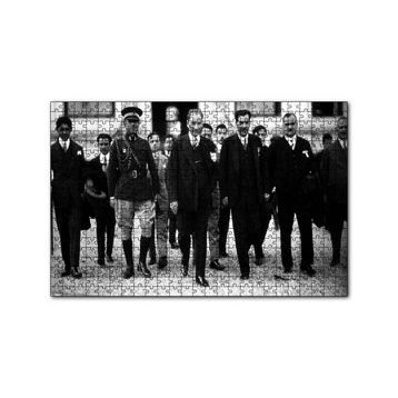 Cakapuzzle Atatürk ve Protokol Siyah Beyaz 120 Parça Ahşap Puzzle