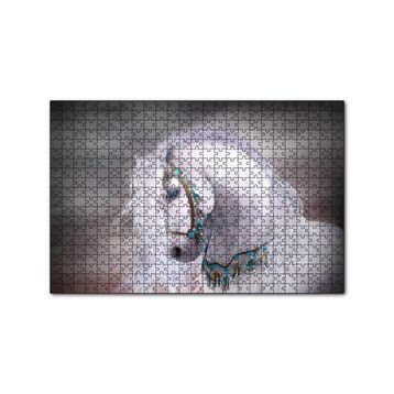 Cakapuzzle Beyaz At Yelesi ve Süslü Koşumları 120 Parça Ahşap Puzzle
