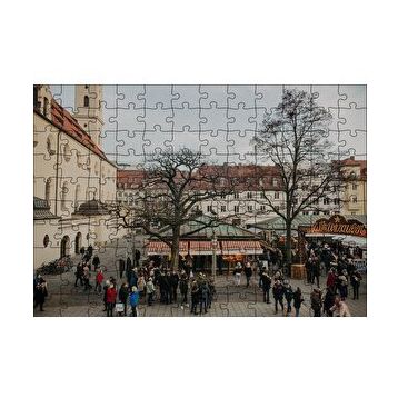 Cakapuzzle Binalar Meydan Ağaçlar ve Kalabalıklar 120 Parça Ahşap Puzzle