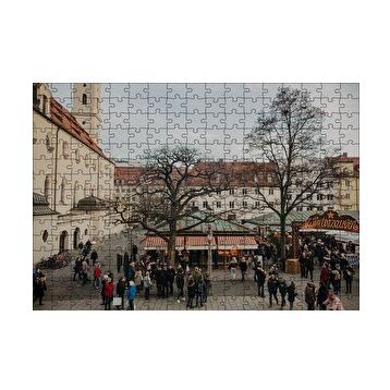 Cakapuzzle Binalar Meydan Ağaçlar ve Kalabalıklar 120 Parça Ahşap Puzzle